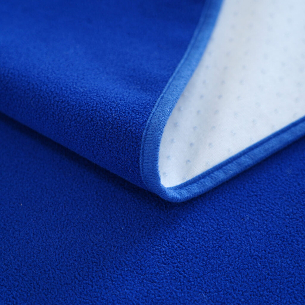 GripMe Waterproof Blanket